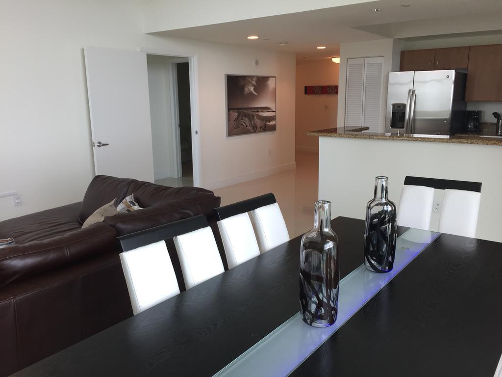 Lyx Suites At One Broadway In Brickell Майами Экстерьер фото