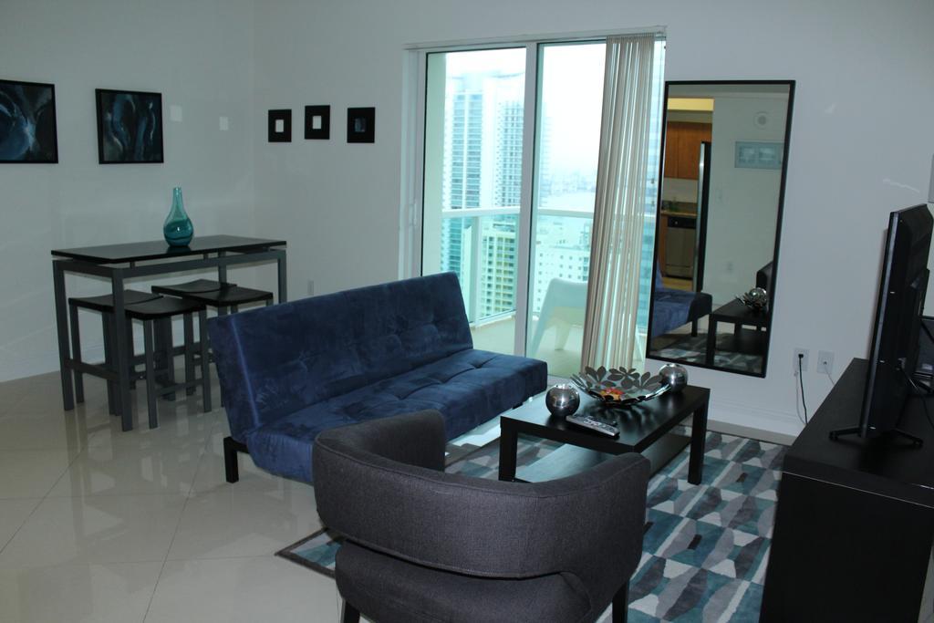 Lyx Suites At One Broadway In Brickell Майами Экстерьер фото