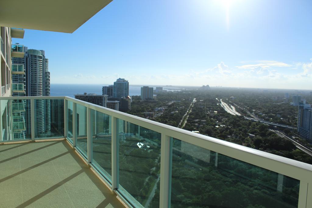 Lyx Suites At One Broadway In Brickell Майами Экстерьер фото