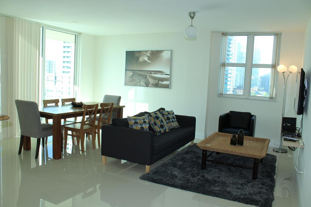 Lyx Suites At One Broadway In Brickell Майами Экстерьер фото