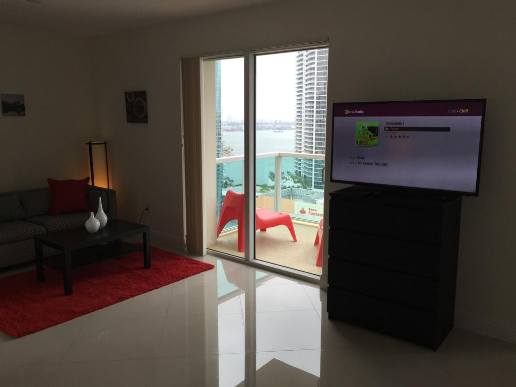 Lyx Suites At One Broadway In Brickell Майами Экстерьер фото